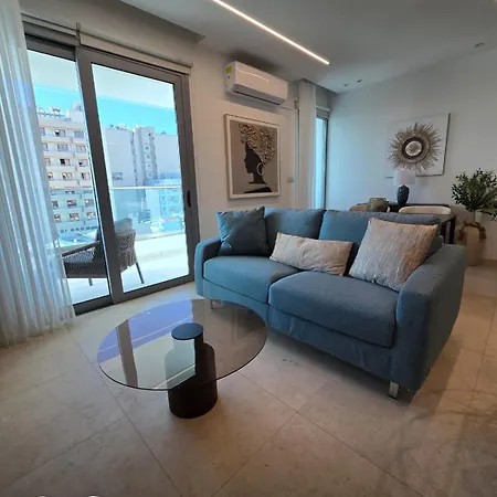Lazuli Beachfront Luxury Appartamento