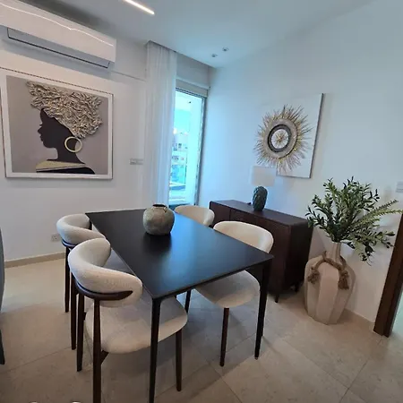 Appartamento Lazuli Beachfront Luxury