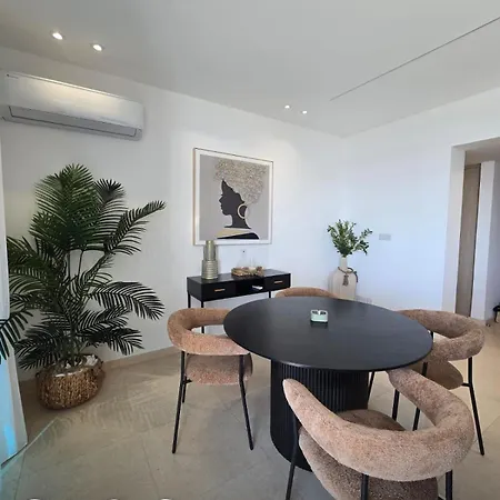 Appartamento Lazuli Beachfront Luxury